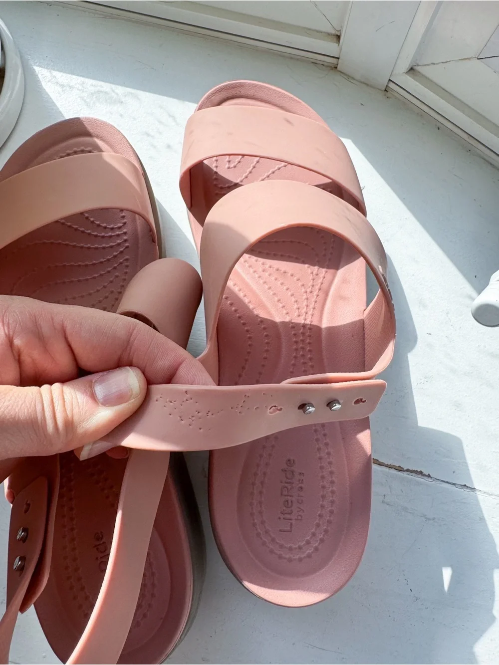 Crocs Brooklyn low wedge
